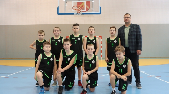 Zdjęcie 3 - XVI Turniej Koszykówki Na Wesoło