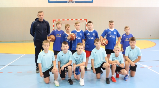 Zdjęcie 5 - XVI Turniej Koszykówki Na Wesoło