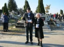 Zdjęcie 14 - Kwesta na renowację zabytkowych pomników na Cmentarzu Parafialnym