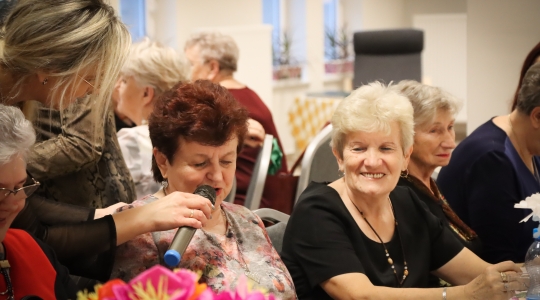 Zdjęcie 34 - Andrzejkowe spotkanie kraśnickich seniorów