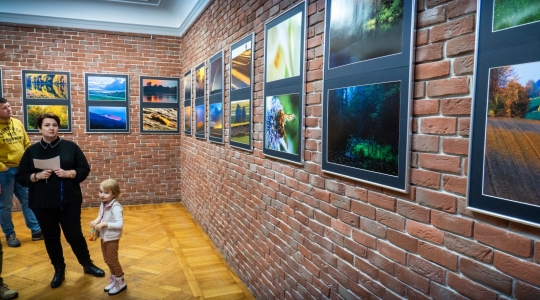 Zdjęcie 2 - Wystawa fotograficzna "Światłem malowane" w CKiP
