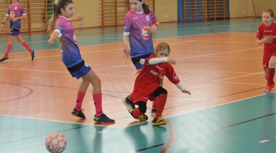 Zdjęcie 26 - III Charytatywny Turniej Piłki Nożnej Kobiet