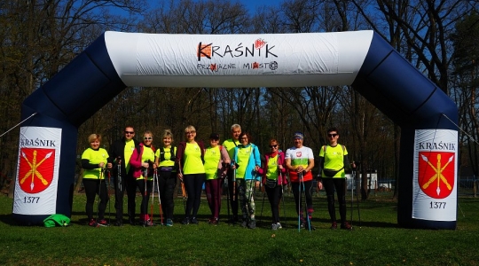 Zdjęcie 3 - II Kraśnicki Rajd Nordic Walking - Nordikiada 2022
