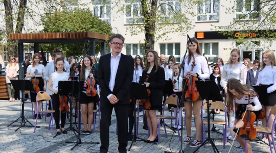 Zdjęcie 25 - Uroczyste obchody Święta Narodowego 3 Maja