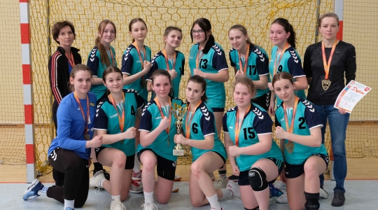 Zdjęcie 5 - ​Złoty medal w Finale Wojewódzkim w piłce ręcznej dziewcząt