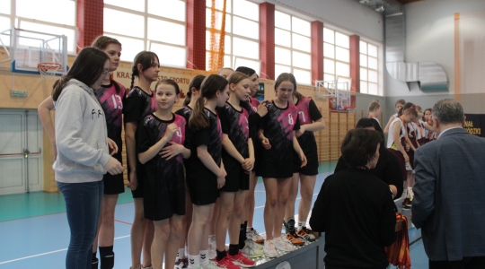 Zdjęcie 8 - Finałowe srebro koszykarek w Igrzyskach Dzieci