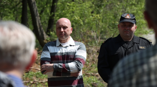 Zdjęcie 29 - Łączą Nas Drzewa - akcja nasadzeń w kraśnickim lesie