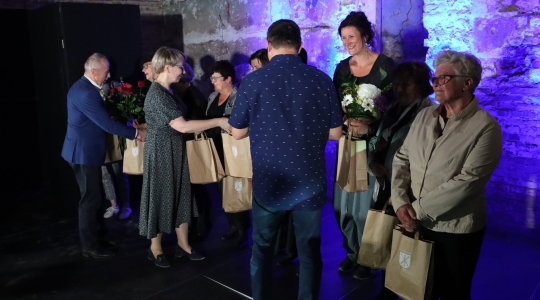 Zdjęcie 3 - Premiera spektaklu "Sztetl Kraśnik" teatru NOTOCO Senior