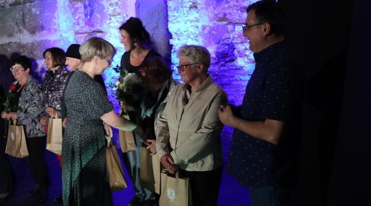 Zdjęcie 4 - Premiera spektaklu "Sztetl Kraśnik" teatru NOTOCO Senior