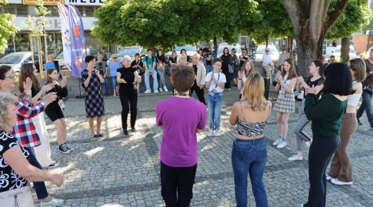 Zdjęcie 36 - Premiera spektaklu "Sztetl Kraśnik" teatru NOTOCO Senior