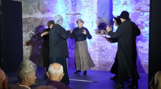 Zdjęcie 59 - Premiera spektaklu "Sztetl Kraśnik" teatru NOTOCO Senior