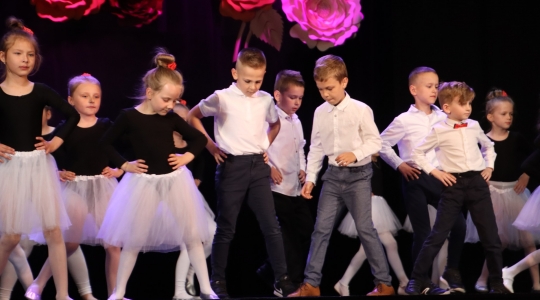 Zdjęcie 52 - "Najpiękniejsze słowo w językach świata" - koncert z okazji Dnia Matki