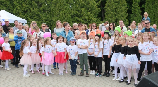Zdjęcie 2 - Kraśnicki Dzień Dziecka na MOSiR
