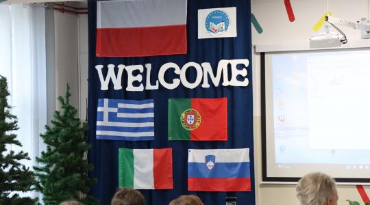 Zdjęcie 2 - Rooting for Europe - projekt Erasmus w SP3