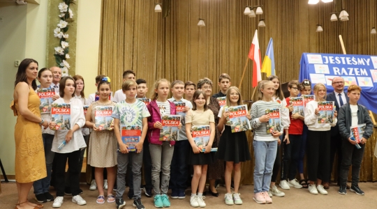 Zdjęcie 6 - Zakończenie roku szkolnego uczniów z Ukrainy