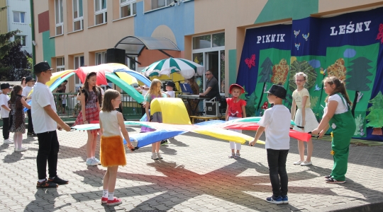 Zdjęcie 42 - Rodzinny Piknik Leśny w SP2
