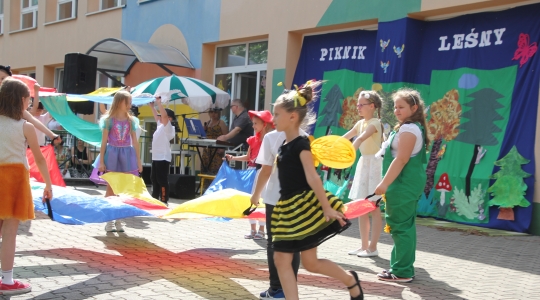 Zdjęcie 43 - Rodzinny Piknik Leśny w SP2