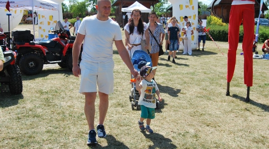 Zdjęcie 44 - Rodzinny Piknik Europejski nad zalewem Kraśnickim