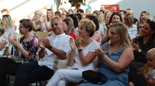 Zdjęcie 14 - Zakończenie roku szkolnego 2021/22 w szkołach podstawowych