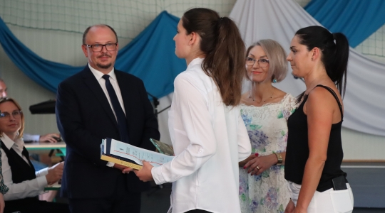 Zdjęcie 35 - Zakończenie roku szkolnego 2021/22 w szkołach podstawowych