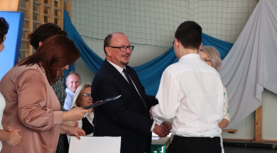 Zdjęcie 39 - Zakończenie roku szkolnego 2021/22 w szkołach podstawowych