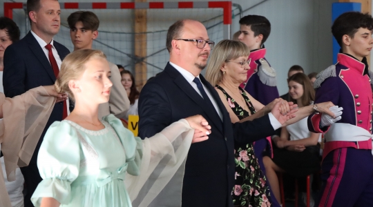 Zdjęcie 100 - Zakończenie roku szkolnego 2021/22 w szkołach podstawowych