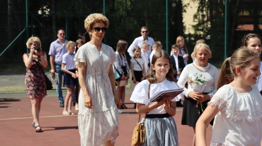 Zdjęcie 199 - Zakończenie roku szkolnego 2021/22 w szkołach podstawowych