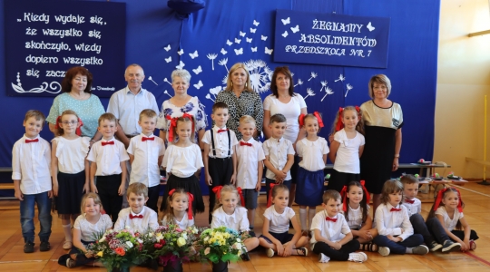 Zdjęcie 20 - Pożegnanie absolwentów Przedszkola Miejskiego nr 7