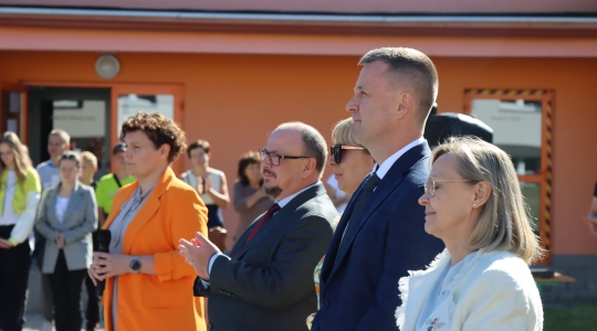Zdjęcie 17 - Rozpoczęcie roku szkolnego 2022/2023 w miejskich szkołach podstawowych