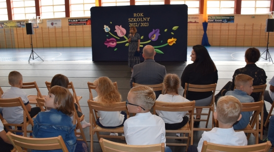 Zdjęcie 91 - Rozpoczęcie roku szkolnego 2022/2023 w miejskich szkołach podstawowych