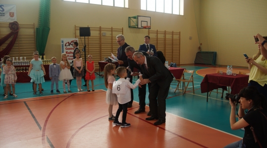 Zdjęcie 22 - Turniej Tańca Towarzyskiego dla par początkujących o Puchar Burmistrza Miasta Kraśnik