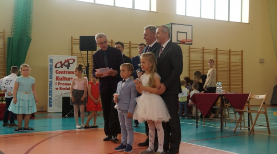 Zdjęcie 25 - Turniej Tańca Towarzyskiego dla par początkujących o Puchar Burmistrza Miasta Kraśnik