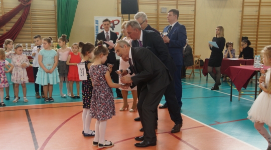 Zdjęcie 28 - Turniej Tańca Towarzyskiego dla par początkujących o Puchar Burmistrza Miasta Kraśnik