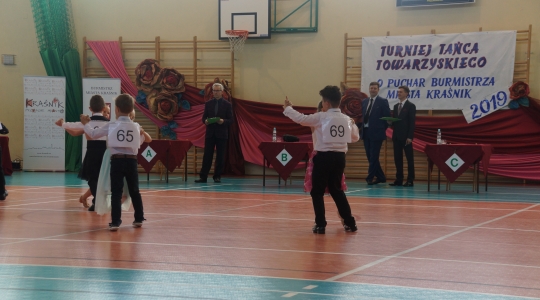 Zdjęcie 38 - Turniej Tańca Towarzyskiego dla par początkujących o Puchar Burmistrza Miasta Kraśnik