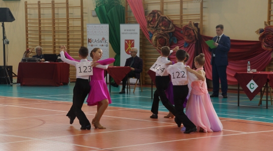 Zdjęcie 47 - Turniej Tańca Towarzyskiego dla par początkujących o Puchar Burmistrza Miasta Kraśnik