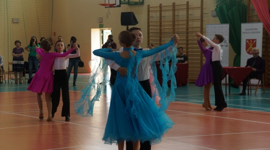 Zdjęcie 48 - Turniej Tańca Towarzyskiego dla par początkujących o Puchar Burmistrza Miasta Kraśnik
