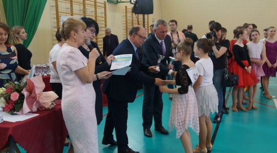 Zdjęcie 7 - Turniej Tańca Towarzyskiego dla par początkujących o Puchar Burmistrza Miasta Kraśnik
