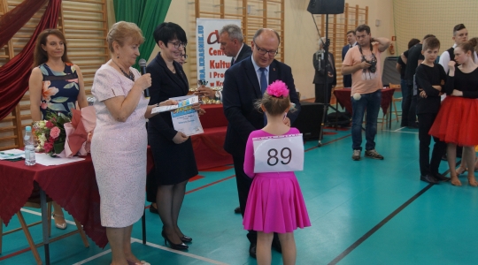 Zdjęcie 6 - Turniej Tańca Towarzyskiego dla par początkujących o Puchar Burmistrza Miasta Kraśnik