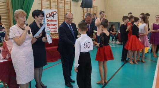 Zdjęcie 5 - Turniej Tańca Towarzyskiego dla par początkujących o Puchar Burmistrza Miasta Kraśnik