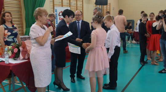 Zdjęcie 13 - Turniej Tańca Towarzyskiego dla par początkujących o Puchar Burmistrza Miasta Kraśnik
