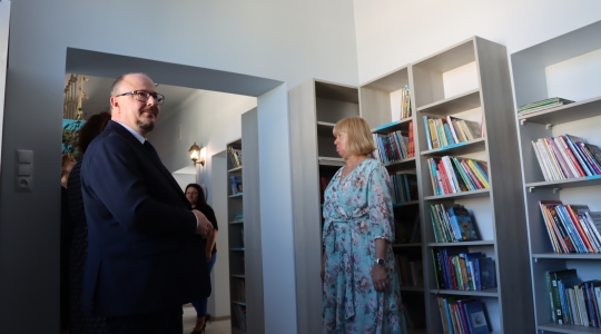 Zdjęcie 42 - Nowa biblioteka szkolna w SP2