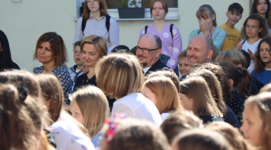 Zdjęcie 89 - Nowa biblioteka szkolna w SP2