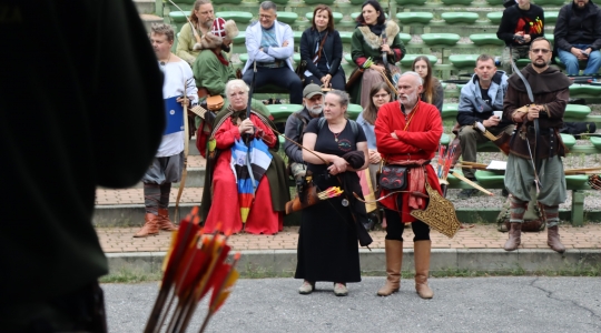 Zdjęcie 72 - IV Ogólnopolski Turniej Łuczniczy "Na Zamkowym Wzgórzu"