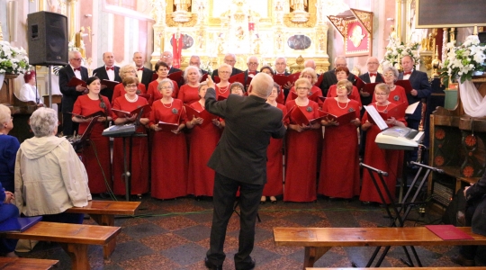 Zdjęcie 20 - Koncert Pieśni Maryjnych