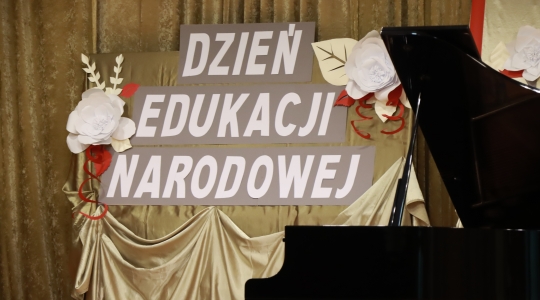 Zdjęcie 97 - Dzień Edukacji Narodowej w kraśnickich szkołach i przedszkolach