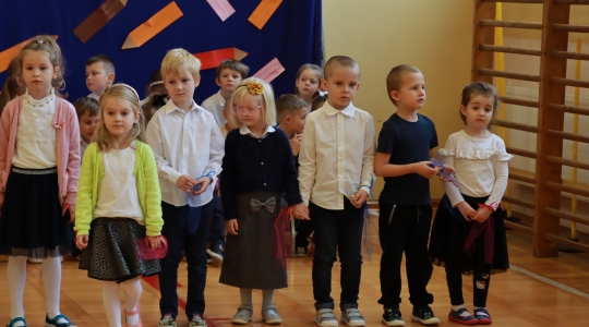 Zdjęcie 58 - Uroczyste pasowanie na Przedszkolaka w ZPO1