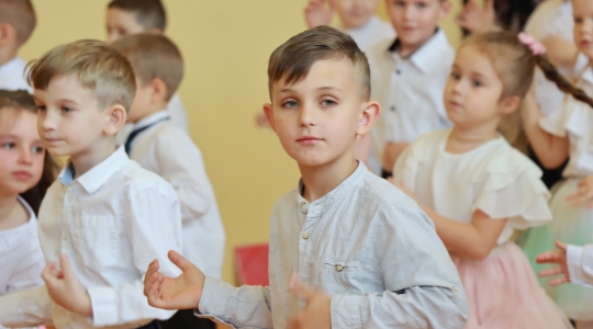 Zdjęcie 69 - Uroczyste pasowanie na Przedszkolaka w ZPO1