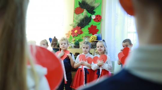 Zdjęcie 5 - Uroczyste obchody Narodowego Święta Niepodległości w Przedszkolu Miejskim nr 1