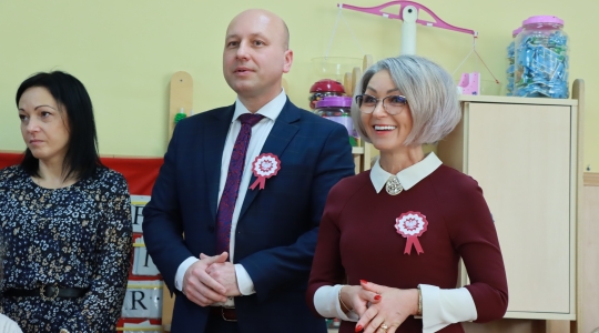 Zdjęcie 50 - Uroczyste obchody Narodowego Święta Niepodległości w Przedszkolu Miejskim nr 1
