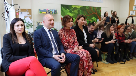 Zdjęcie 21 - Pasowanie na przedszkolaka w Przedszkolu Miejskim nr 5